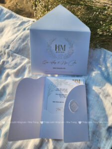 Thiệp cưới HL16